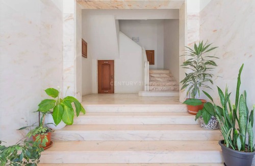 Charneca de Caparica e Sobreda Apartment | Sunny apartment in Charneca de Caparica