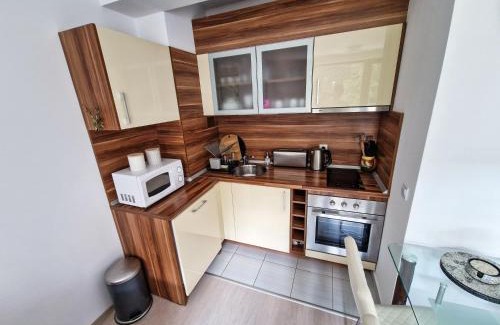 Borovets Apartment | Cozy Sunny Apartment C25 with Pool and Family-Friendly Vibe