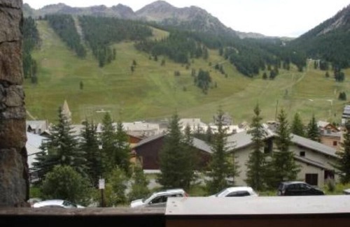 Montgenevre Apartment | Bright Apartment with Panoramic Views, Rated 9.6/10