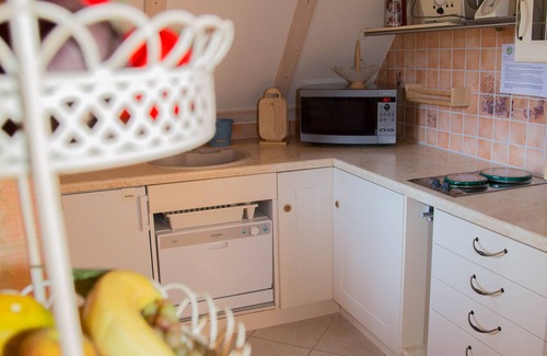 Muensingen Apartment | Inviting Apartment with Balcony and Valley Views Near Pool