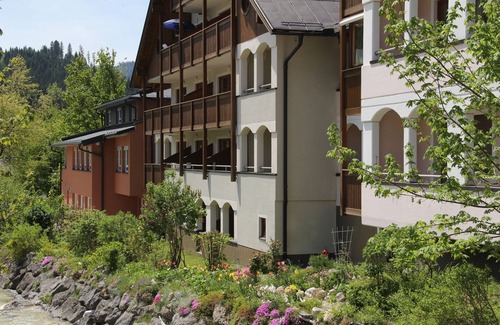 Russbach am Pass Gschuett Apartment | Cozy Ski Apartment with Free Depot and High Guest Ratings