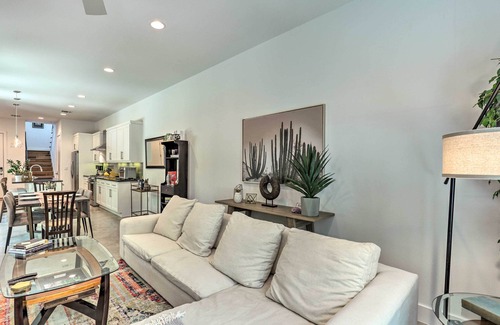 Brentwood House | Bright Austin Retreat: Steps from Parks & Downtown Fun