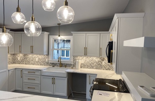 Clinton House | Relaxing Beach Getaway Steps from the Ocean in Clinton