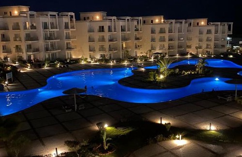 Ras Nasrani Apartment | Beachfront Bliss at Sunny Beach Sharm El Sheikh - 4 Star Stay