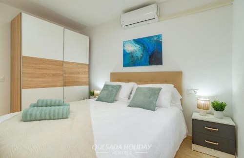 Torrevieja Apartment | Sunny Beachside Apartment Sleeps 4 Ground Floor