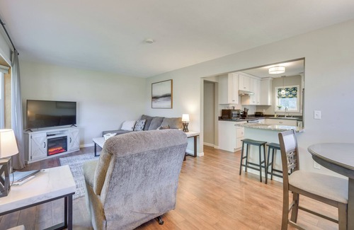 Cloquet House | Bright Cloquet Home with Pool & Spa, Steps to St. Louis River