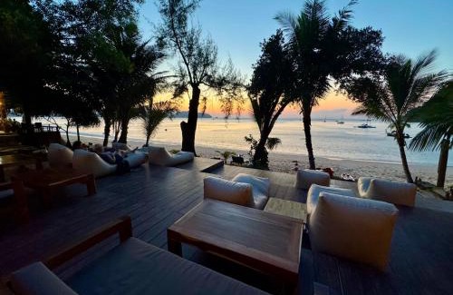 Ranong Resort | Beachfront Bliss at Sunny Cove Beach Resort Koh Phayam