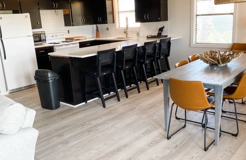 Port O Connor House | Inviting Family Retreat with Ocean View and Pool Access