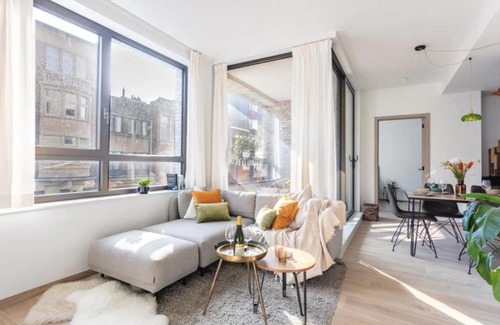 Antwerp Apartment | Deluxe Apartment Suite with Terrace - Rated 9.3/10