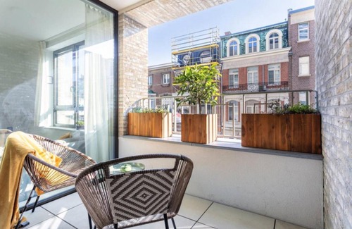 Antwerp Apartment | Deluxe Apartment Suite with Terrace - Rated 9.3/10
