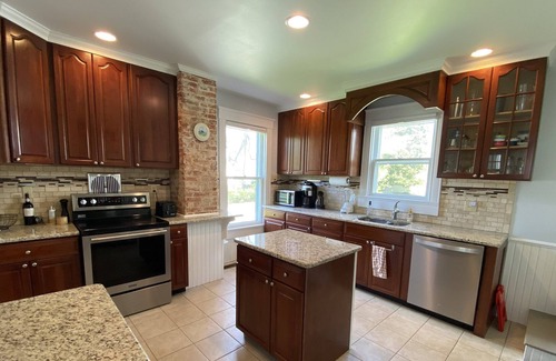 Cambridge House | Sunny Home in Cambridge Historic District