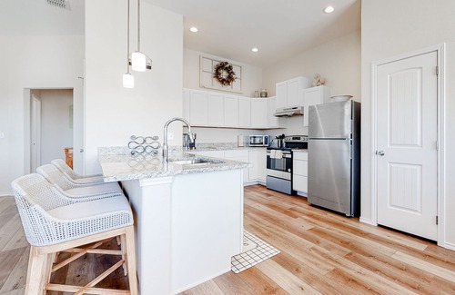Rockport House | Sunny Beachside Retreat with Pool & Golf Nearby, Rated 9.8