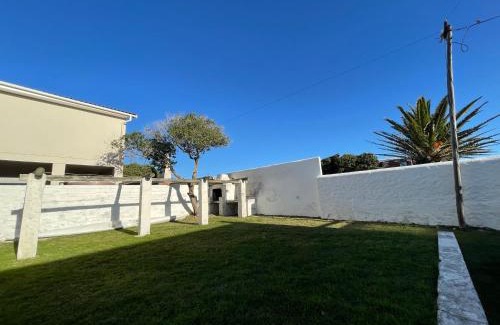 Arniston House | Pet-Friendly Sunny House with Ocean Views in Arniston
