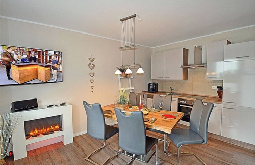 Juliusruh House | Sunny Island: Perfect Family Retreat with Pet-Friendly Amenities