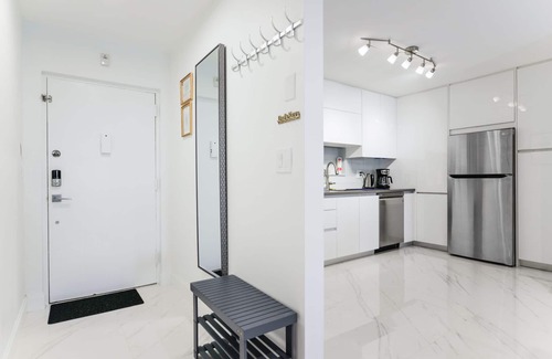 Sunny Isles Beach Apartment | Beachside Oasis: 2-Bed Condo with Pool & Ocean Views