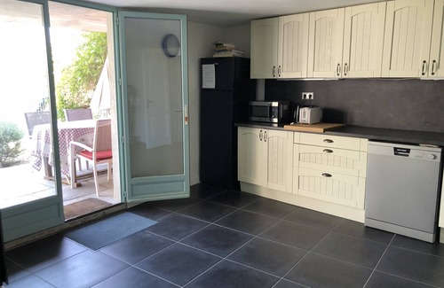 Argeliers House | Sunny Languedoc: Discover a Secret Pool and Pet-Friendly Garden