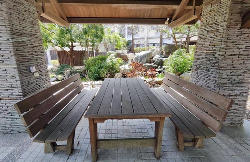 Miaoli House | Budget-Friendly Sunny Lohas Room for Your Next Adventure