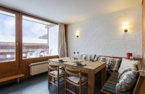 Montroc Apartment | Top-Rated Sunny Nest with Pool & View of MB Montroc