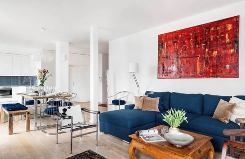 Kleparz Apartment | Wake Up in Sunny Comfort at Krowoderska 6/27 Hotel
