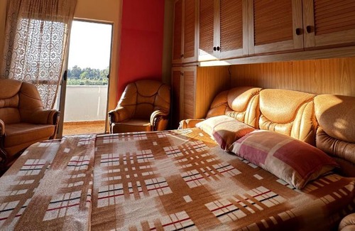 Kashar House | Pet-Friendly Oasis in Tirana with Kitchen & Dining Options