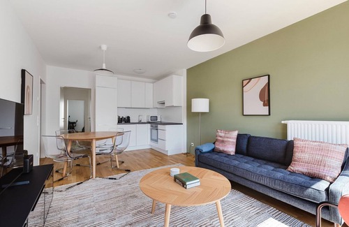 Funfhaus Apartment | Sunny Rudolfsheim-Fünfhaus 2BR w/Terrace & Elev, by Blueground