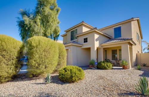 San Tan Valley House | Inviting San Tan Valley Home with Hot Tub & Golf Views