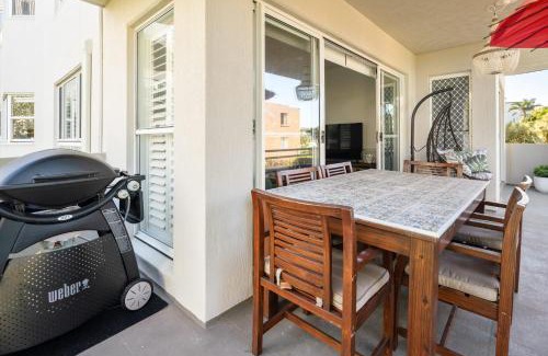 Coolum Beach Apartment | Sunny Seaside Escape at Coolum Beach - Pet Friendly Stays