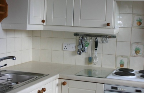 Ayr Apartment | Sunny Riverside Retreat with Pool & Ocean Views, Rated 9.4