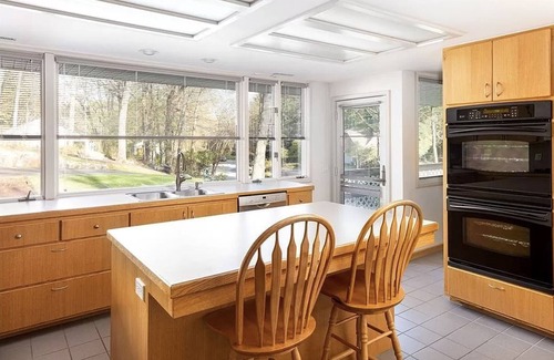 Warwick House | West Coast Style House with Movie Room and Ocean Views