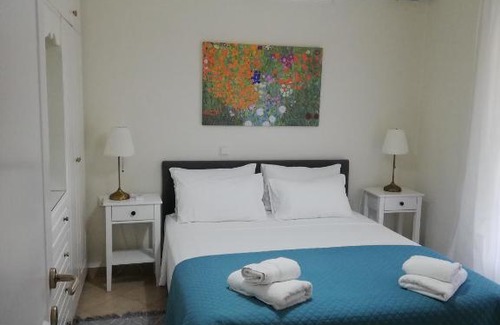 Kanoni Apartment | Bright Stay in Kanoni - Child-Friendly & 10/10 Rated
