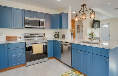 Eisenhower House | Relaxing Sunny Stays Vacation Rental in Southwest Florida