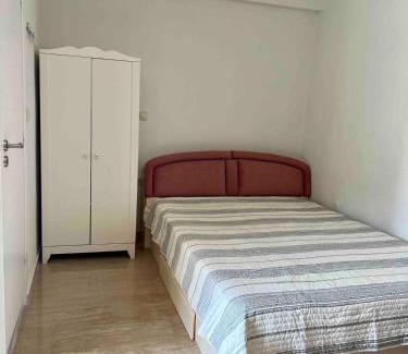 Stavroupoli Apartment | Sunny studio