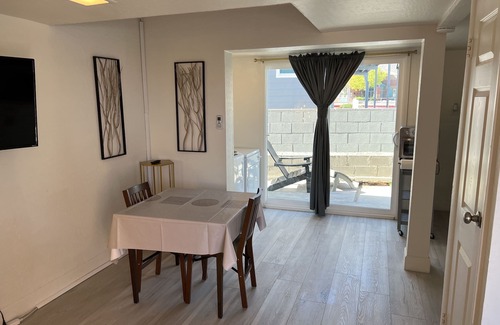 Townsite Apartment | Cozy Studio Retreat near Water Street - Pet Friendly Stay