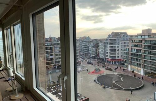 Knokke Apartment | Seaside Studio with Ocean View and Pet-Friendly Amenities