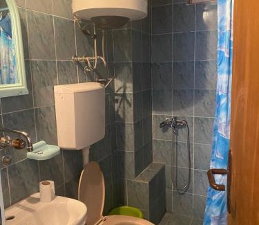 Podmaine Apartment | Welcoming Sunny Villa Apartments with Hot Tub & Dining