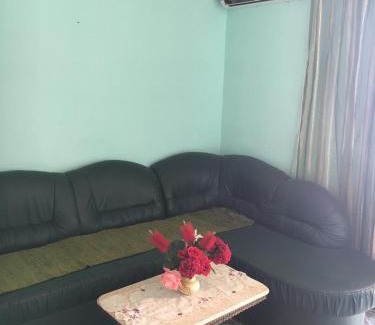 Podmaine Apartment | Welcoming Sunny Villa Apartments with Hot Tub & Dining