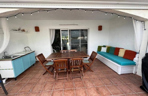 Bouvet Island House | Sunny Villa in the Marina - Breathtaking Water Views