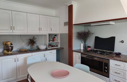 Peniche Villa | Inviting Villa with Pool and Garden Near Baleal Beach