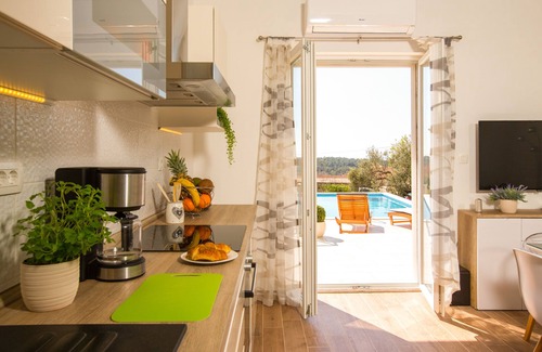 Cilipi Villa | Guest Rated: Sunny Villa with Private Pool Near Dubrovnik