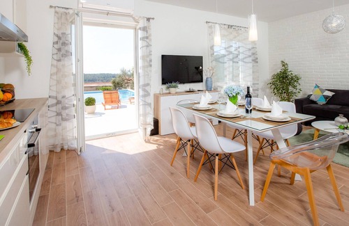 Cilipi Villa | Guest Rated: Sunny Villa with Private Pool Near Dubrovnik