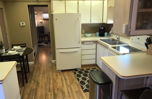 Tucson House | Sunny Winter Getaway: Pools, Spa & Family-Friendly Fun