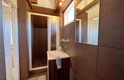 Zalakaros Apartment | Family-Friendly SunnySide Apartmanház with High Guest Ratings