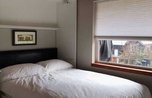 Courtenay House | Sunnyside House- 30mins from Mt. Washington