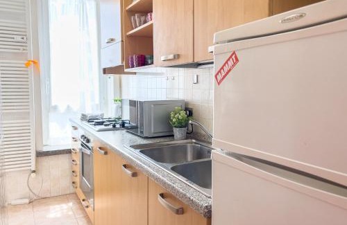 Calvairate Apartment | Convenient Stays at Sunrise, 15 Min from Duomo