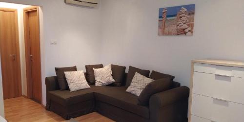 Hajduszoboszlo Apartment | Inviting Sunrise 3 Apartment with Pool and Hot Tub Access