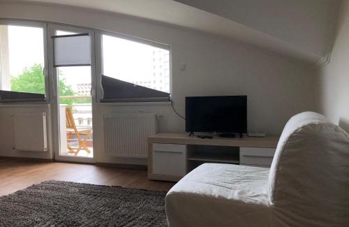 Hajduszoboszlo Apartment | Inviting Sunrise 3 Apartment with Pool and Hot Tub Access