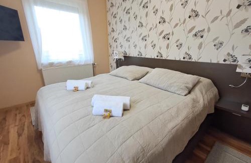 Dunaszentmiklos Apartment | Sunrise Apartman Dunaszentmiklós
