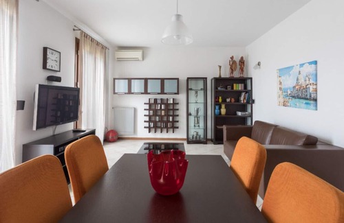 Marghera Apartment | SUNRISE APARTMENT Free Parking Venice Marghera