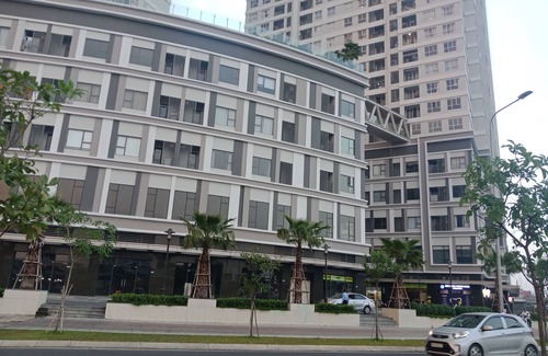 District 7 Apartment | Inviting Sunrise City View in District 7, Ho Chi Minh
