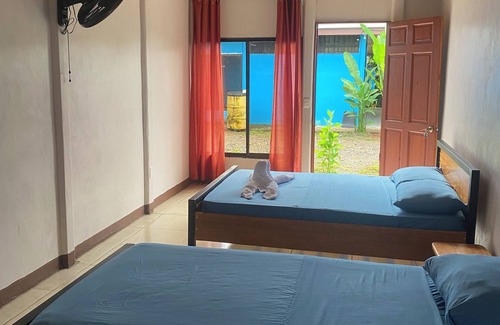 Drake Bay Bed & Breakfast | Ocean View Oasis at Sunrise: Guest Rated 10/10 with Spa